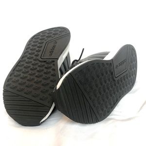 Kids Adidas Sneakers EUC